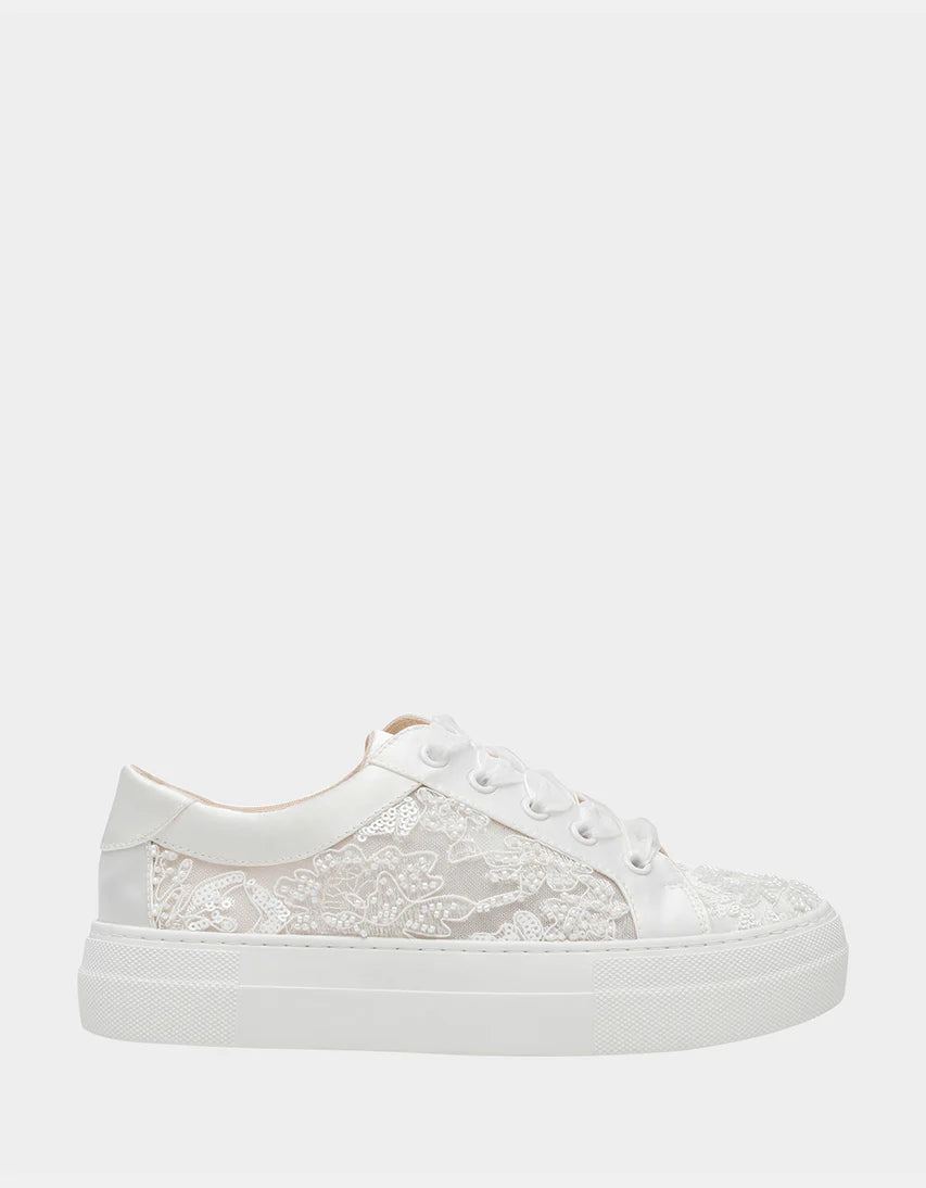 Theaa Ivory